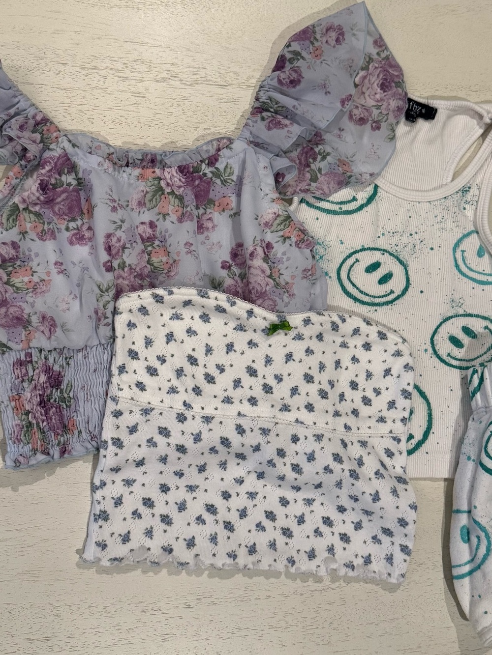 Katie J NYC Lavender Floral Puff-Sleeve Crop Top